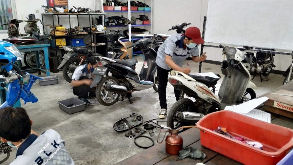 Pelatihan Teknik Kendaraan Ringan